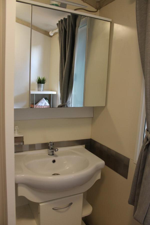 Mobile Home Cicibela Biograd Na Moru Luaran gambar